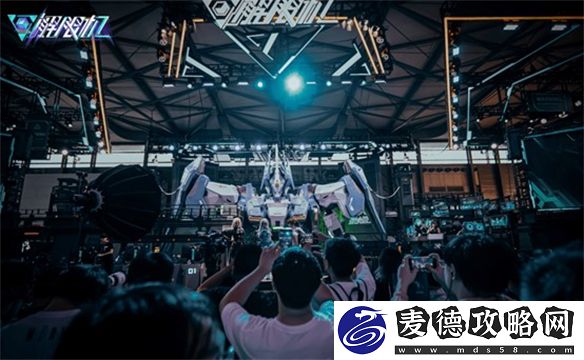 不堪的内核——解限机简评