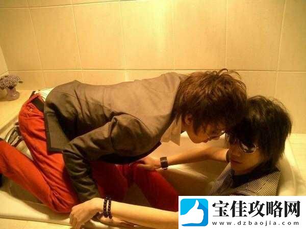 男男之间激情开车的别样场景呈现