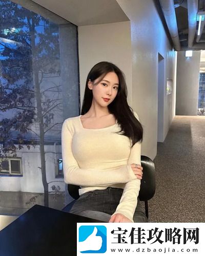 久久影视电视剧凤归四时歌：展现人间百态-谱写动人情感的传奇故事！