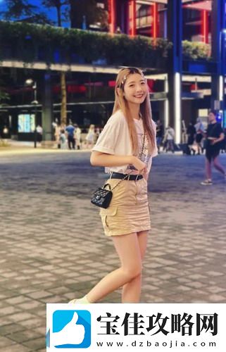 厨房激战5友热议：这场美食大乱斗真是太刺激了厨艺高手们的比拼让人目不暇接！